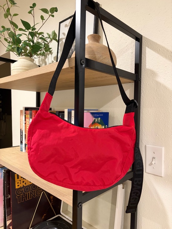 BAGGU Handbags - BAGGU Red Crescent Shoulder Bag with Black Strap